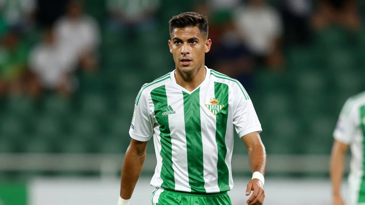¿Podrá Dani Ceballos regresar a Real Betis este verano?